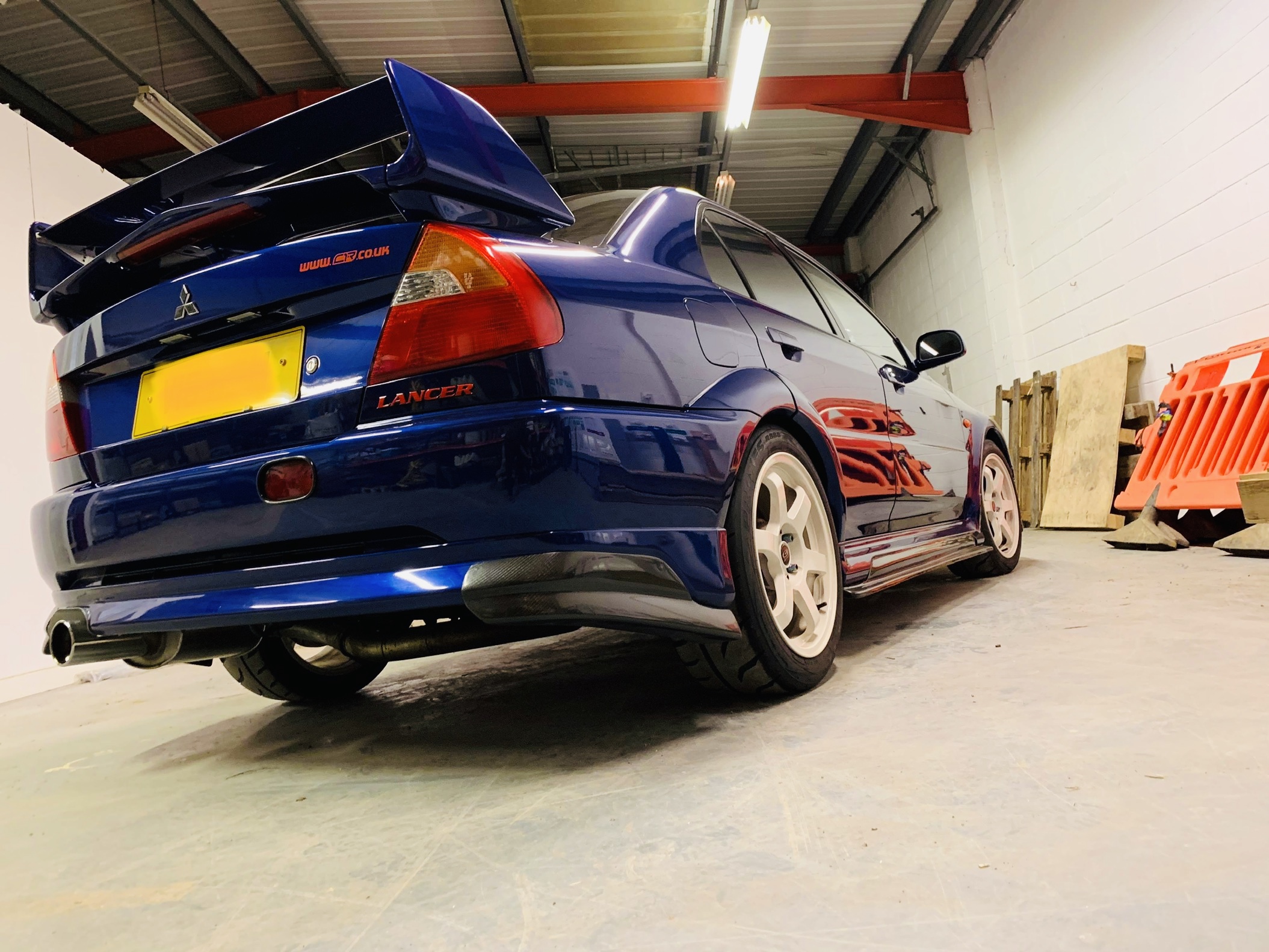 Mitsubishi Evolution Lancer Rustproofing @ BuzzweldHQ